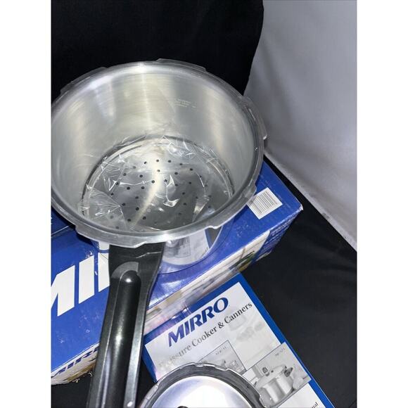 Mirro Polished Aluminum Pressure Cooker Cookware, 4.2-Quart, Silver - Picture 6 of 11